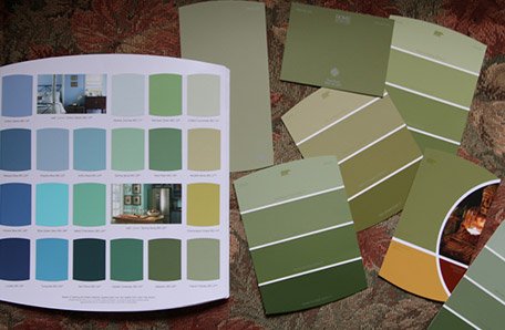 Using Behr color chips to pick my color 