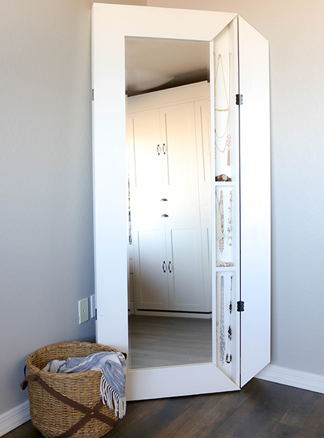 Finished mirror in place